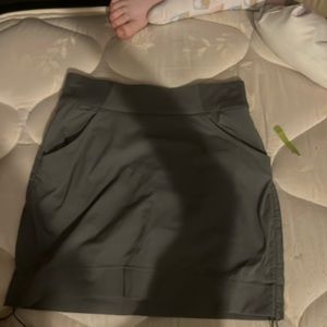 gray columbia skirt